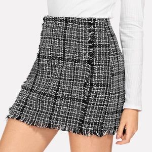 Black and white tweed skirt